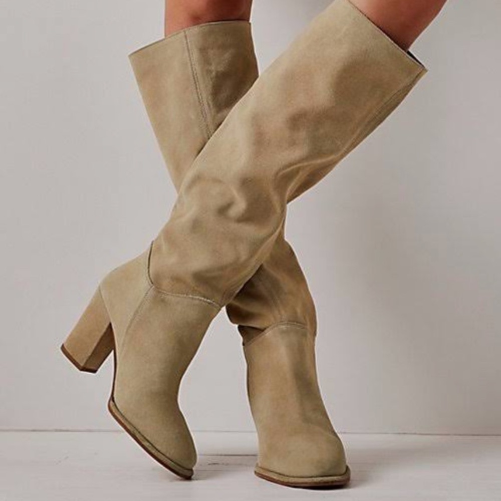 VICI LANDON FAUX SUEDE SLOUCH BOOT!